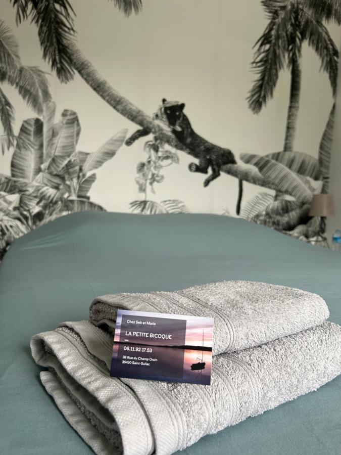 Bed and Breakfast La petite bicoque Saint-Suliac Exterior foto
