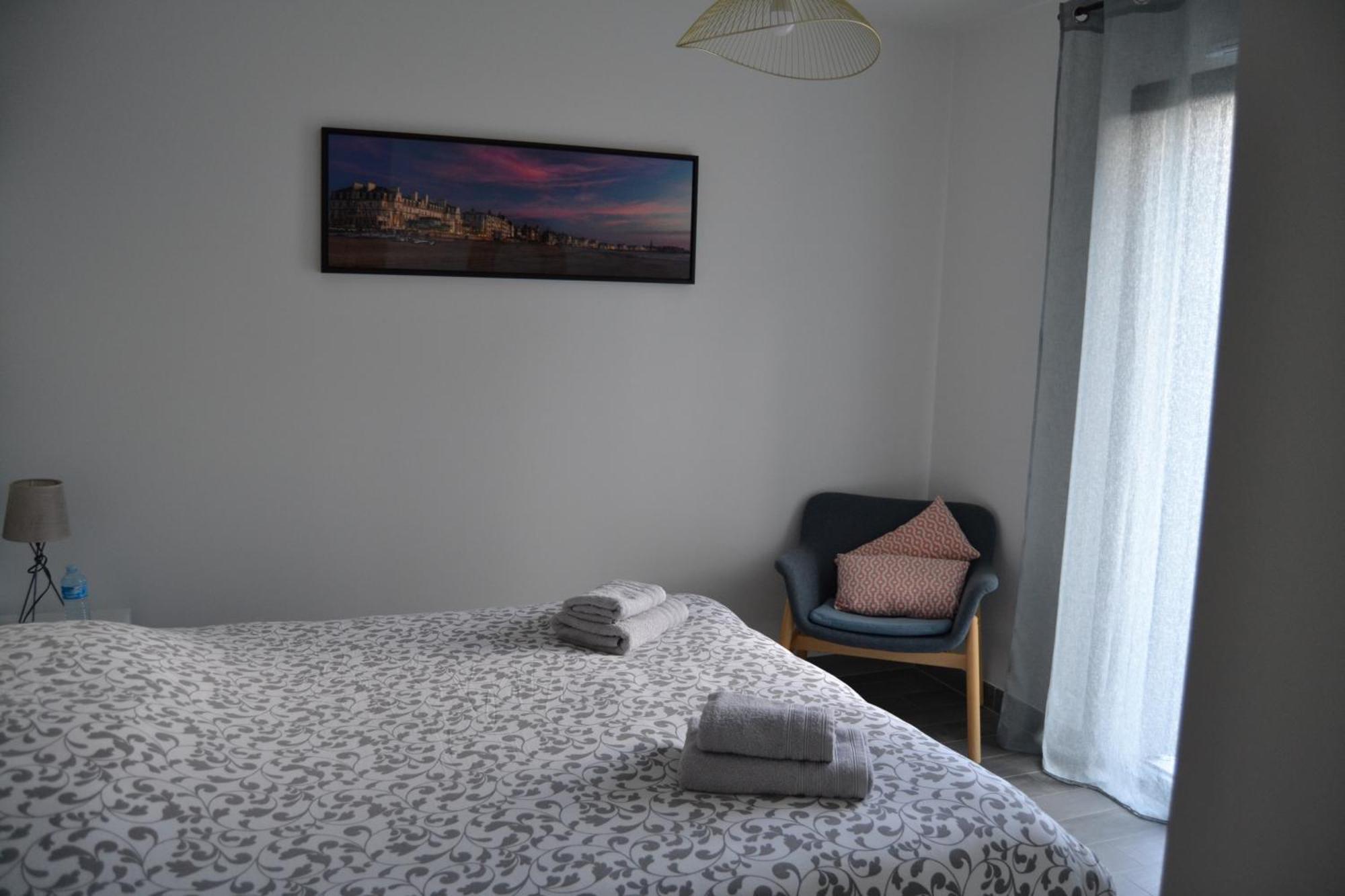 Bed and Breakfast La petite bicoque Saint-Suliac Exterior foto