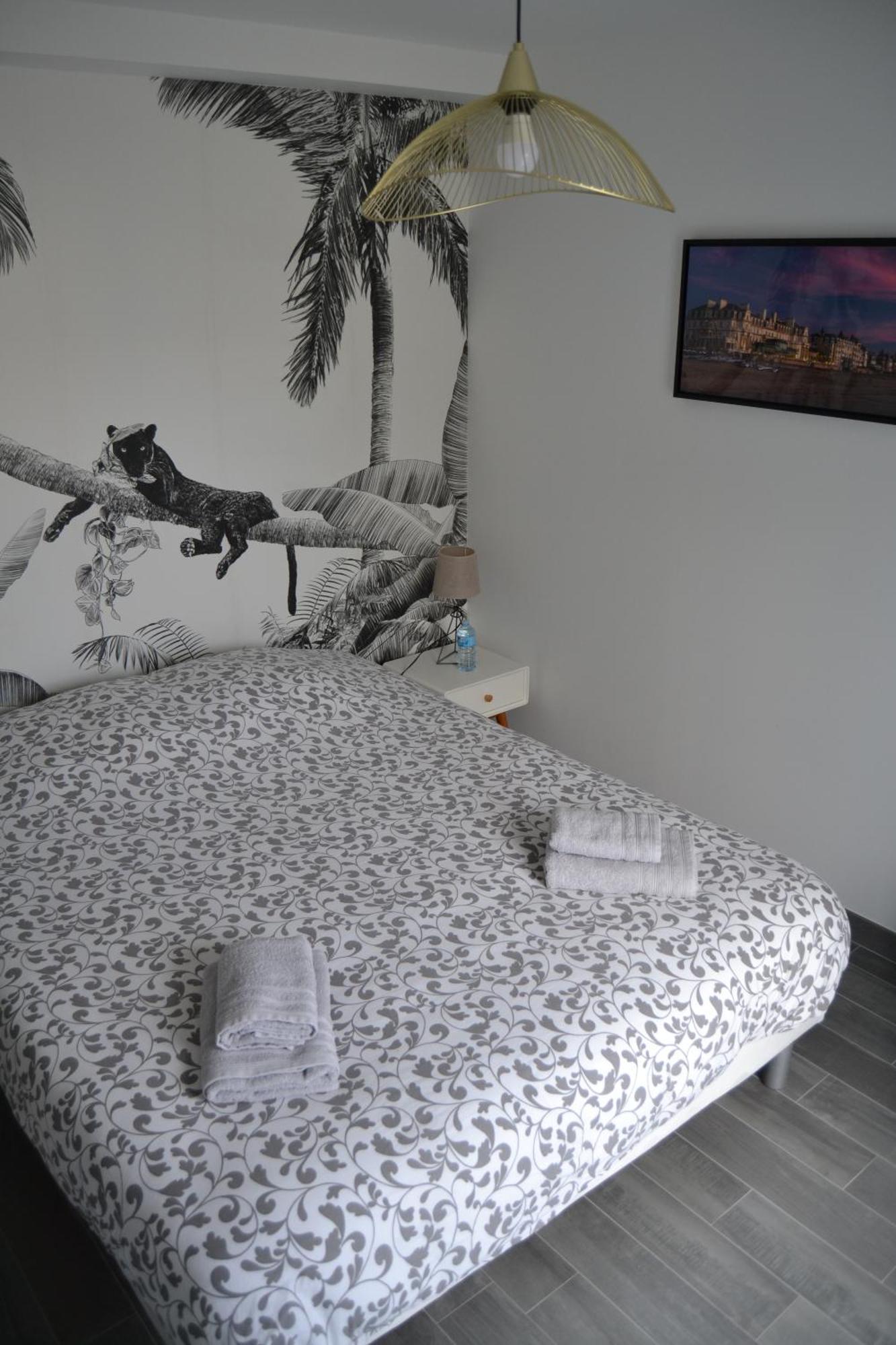 Bed and Breakfast La petite bicoque Saint-Suliac Exterior foto