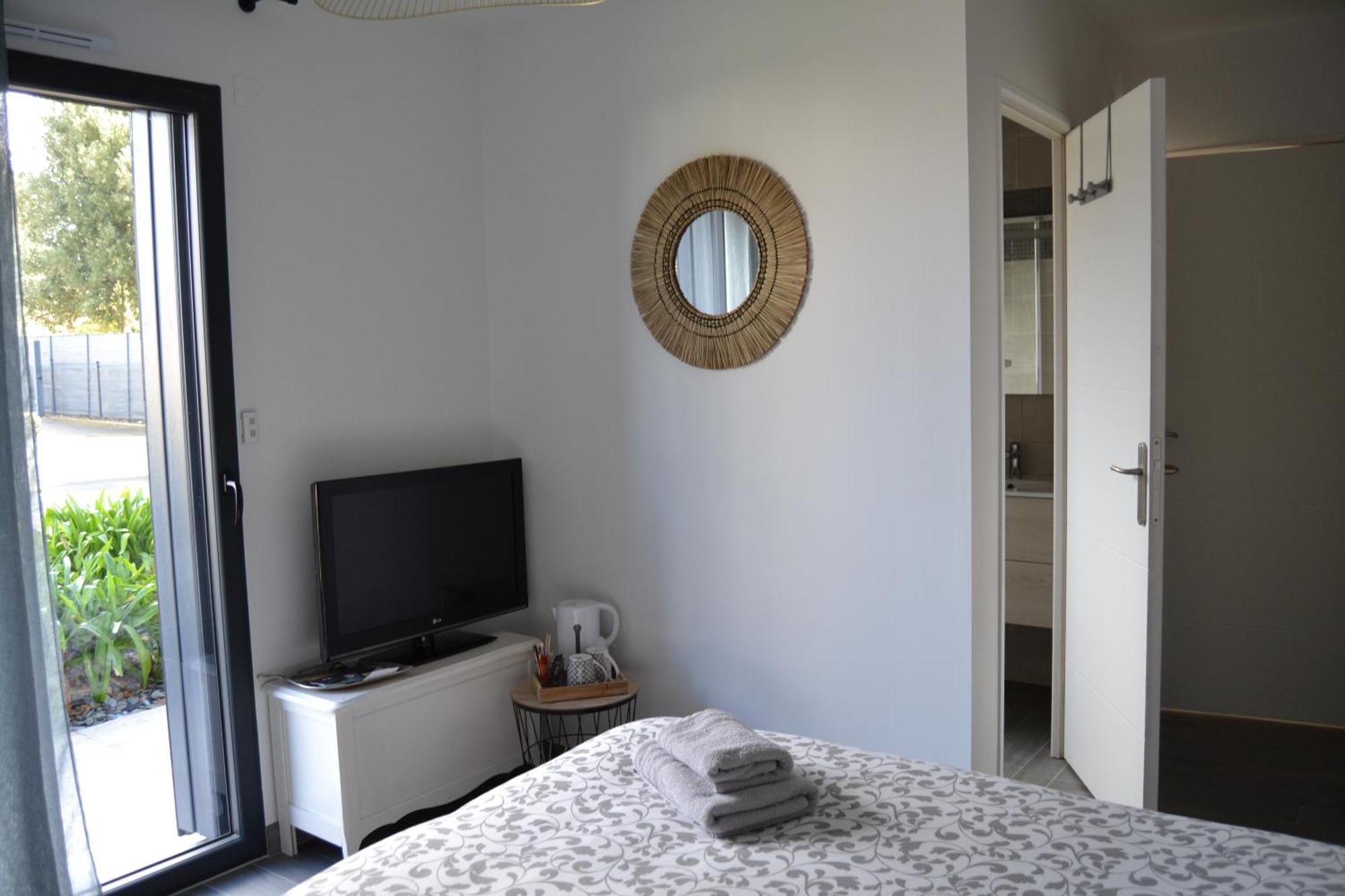 Bed and Breakfast La petite bicoque Saint-Suliac Exterior foto